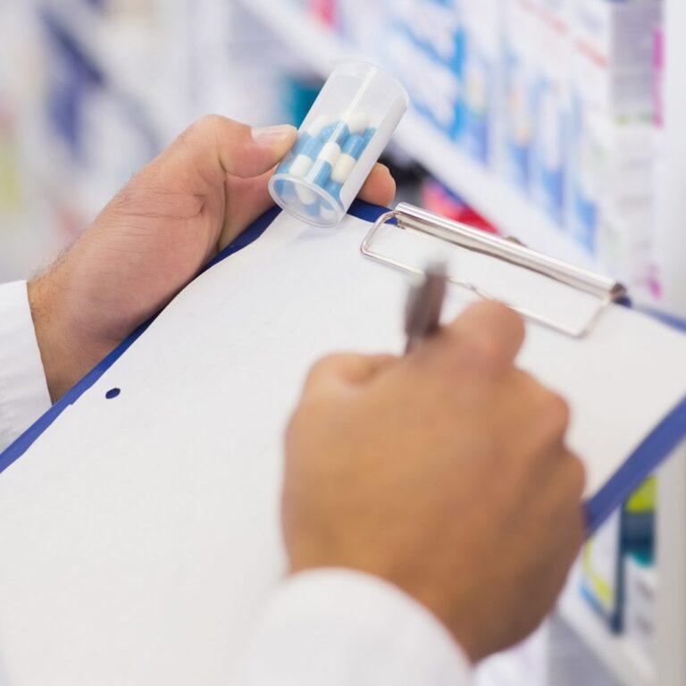 Uzair Chachar, Lead Pharmacist at LifeCare Pharmacy